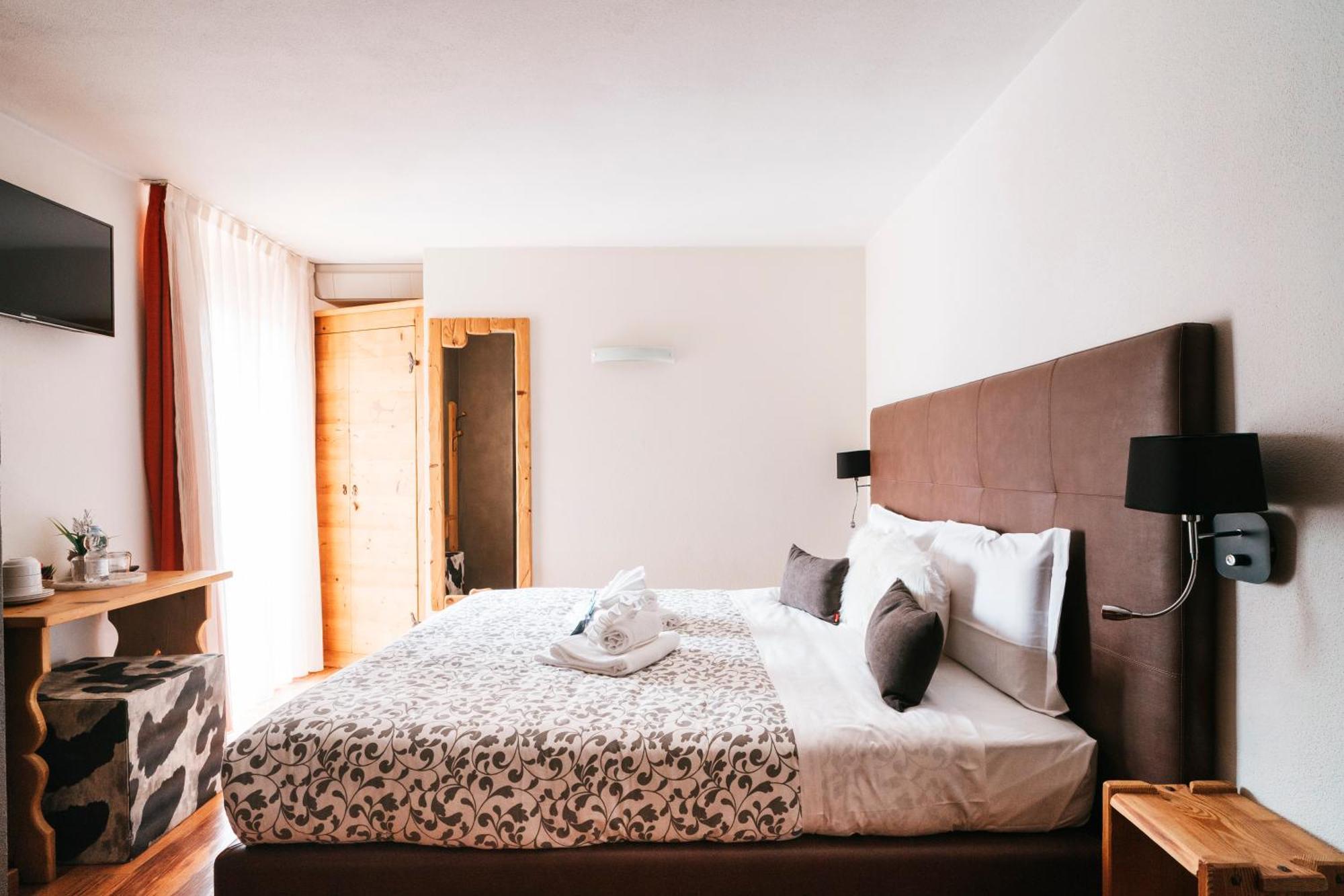 Serendipity Hotel Oulx Extérieur photo
