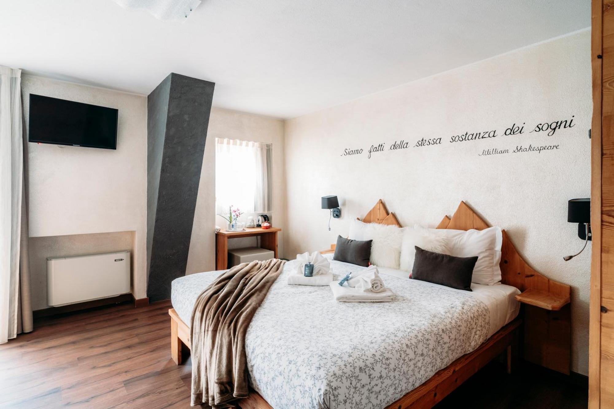 Serendipity Hotel Oulx Extérieur photo